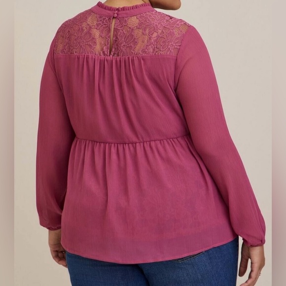 Torrid Women’s Chiffon over Lace Rose Pink top SZ 0/12/L - Picture 3 of 16